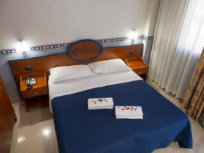 Отель  Hotel Kroma  Рагуза